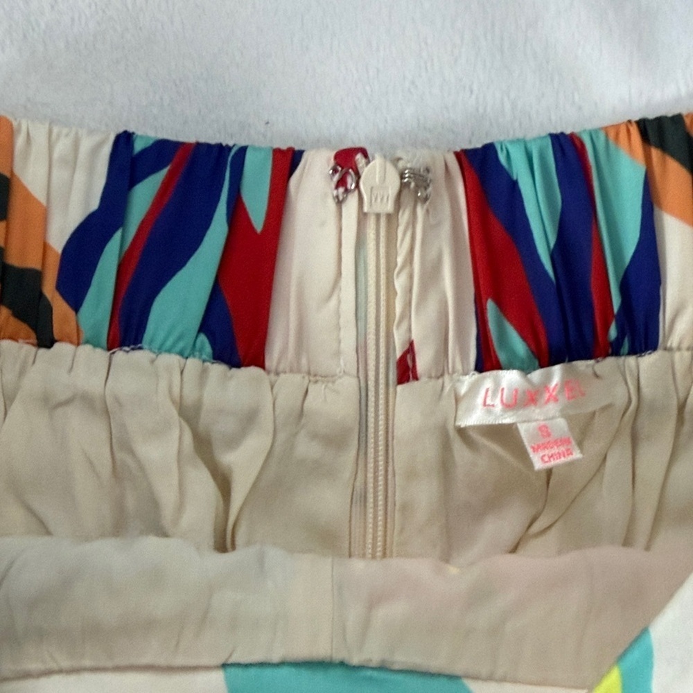 Luxxel Colorful Tropical High Waist Shorts - Picture 6 of 7